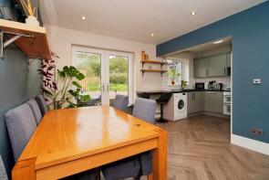 29, Banks Crescent, Golcar, Huddersfield HD7 4RQ