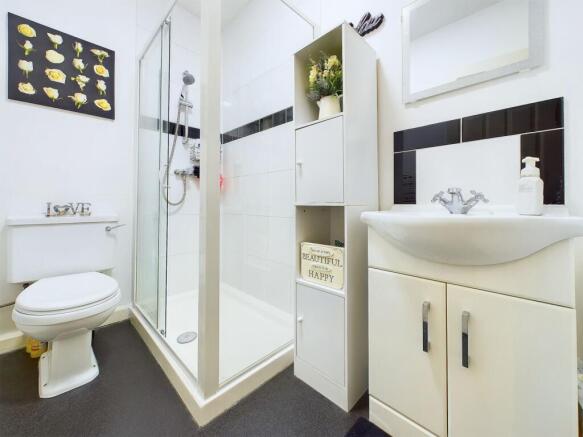Shower-Room