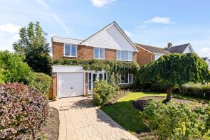 3, Southmead Close, Folkestone CT19 5LH