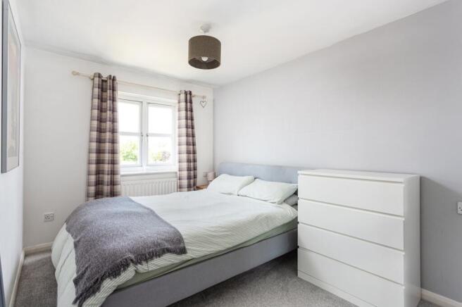 4 bed Detached for sale Image 12