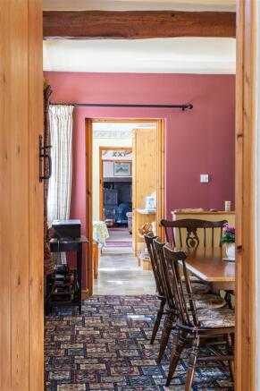 3 bed Detached for sale Image 12