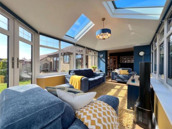 2 bed Detached Bungalow for sale Image 12