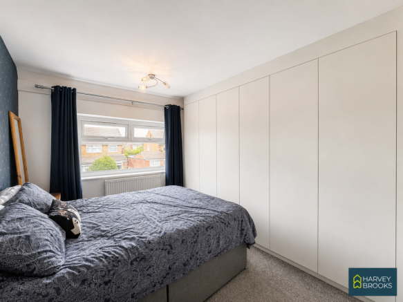 4 bed Semi-Detached for sale Image 10