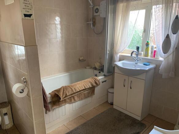 Photo 8