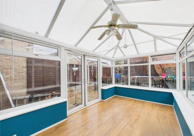 3 bed Terraced for sale Image 6