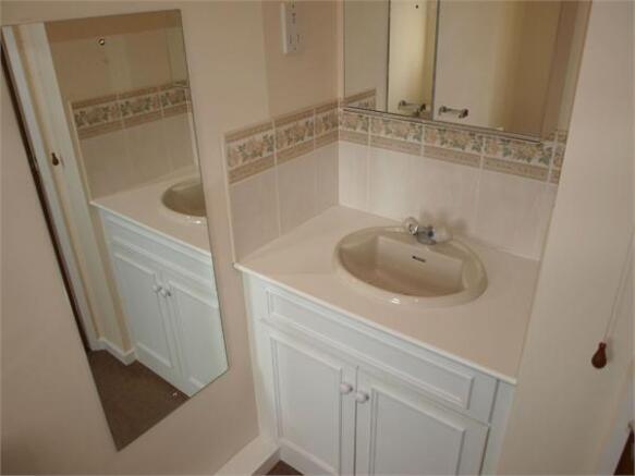 En-Suite Shower Roo