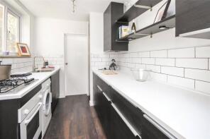 101, Kingshill Road, Kingshill, Swindon SN1 4LQ