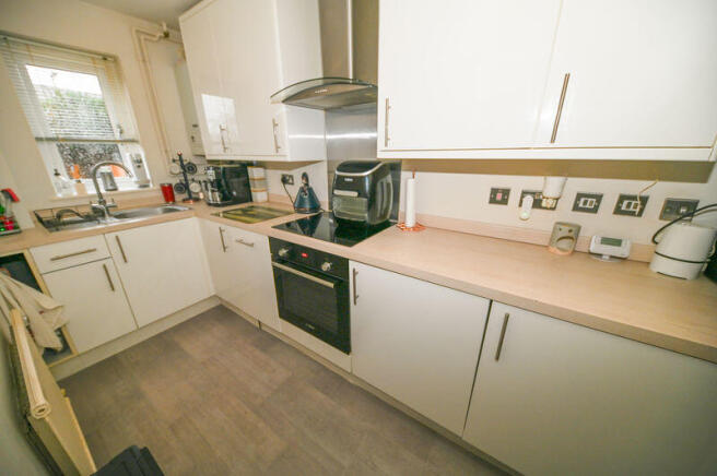 Photo 6