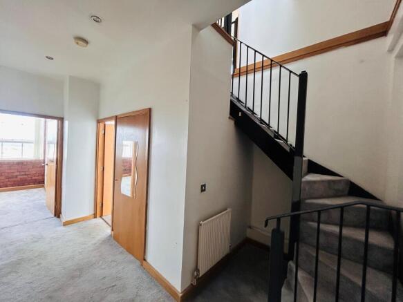 2 bed Apartment for sale Image 6