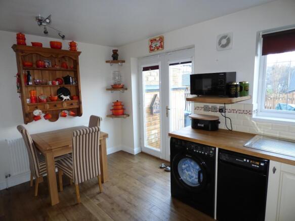 Well Appointed Dining Kitchen
