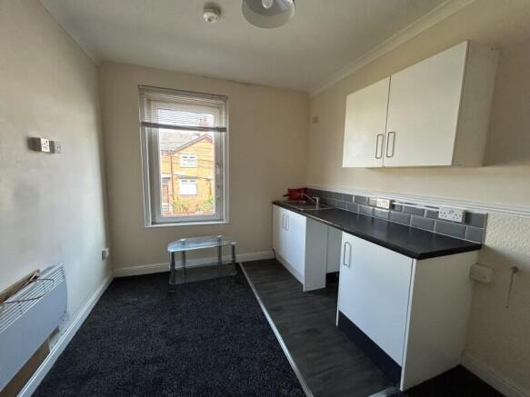 2 bed Terraced for sale Image 8