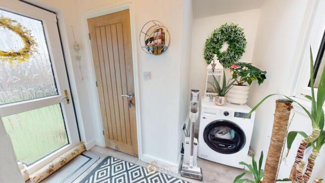 4 bed Detached for sale Image 11