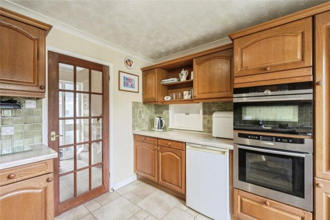 Kitchen 1.