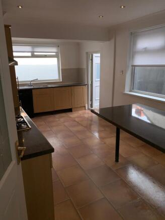 Photo 03