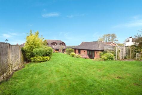 Kirkby Road, Ravenshead, Nottinghamshire, NG15
