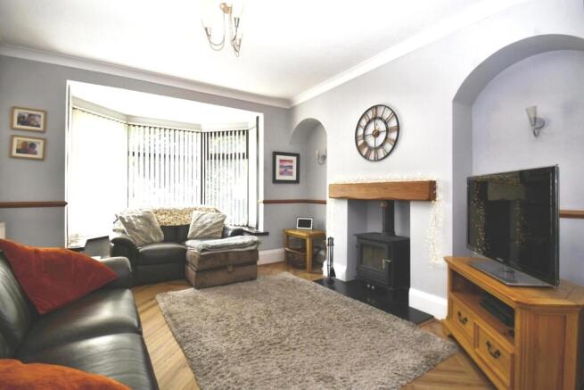 3 bed Semi-Detached for sale Image 7