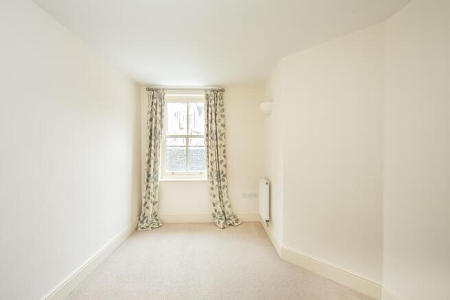 Bedroom 2 - 01