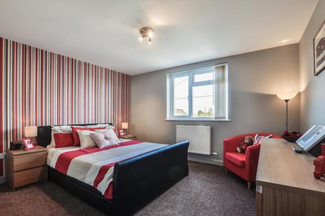 Bedroom 2 (Double)