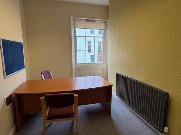 2nd floor rear