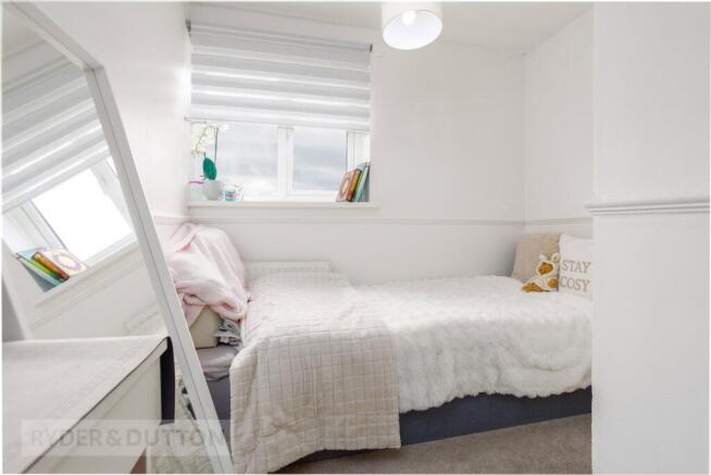 3 bed Semi-Detached for sale Image 12