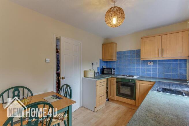 KITCHEN: