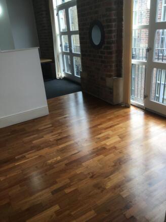 1 bed Apartment to rent Image 4