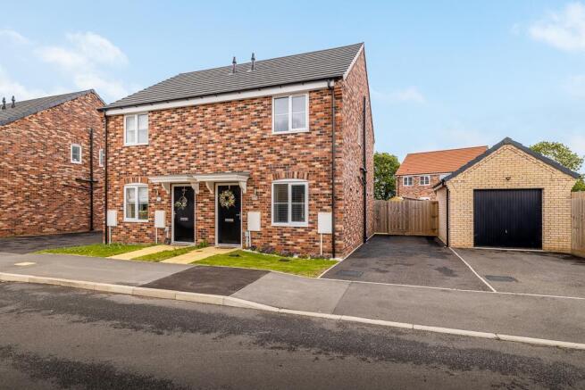 2 Mulberry Close (Holbeach)-3.jpg