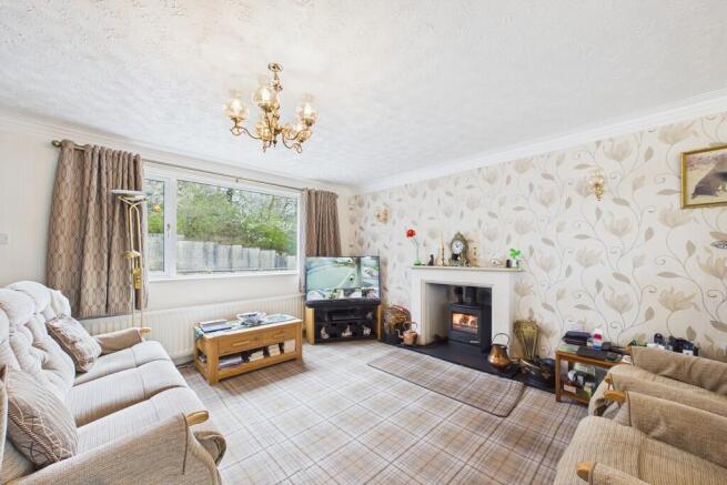 27 Sedbergh Drive, Kendal, Cumbria LA9 6BJ photo 4