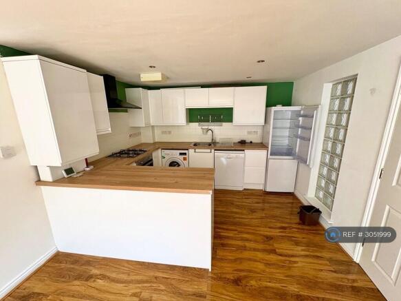 Kitchen Lounge