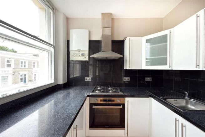 Barons Court Road 30 Flat 2 Ph3.jpg