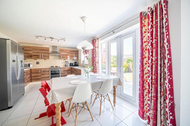 Kitchen/Dining Room