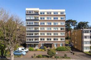Flat 7, Valverde House, Eaton Gardens, Hove BN3 3TU