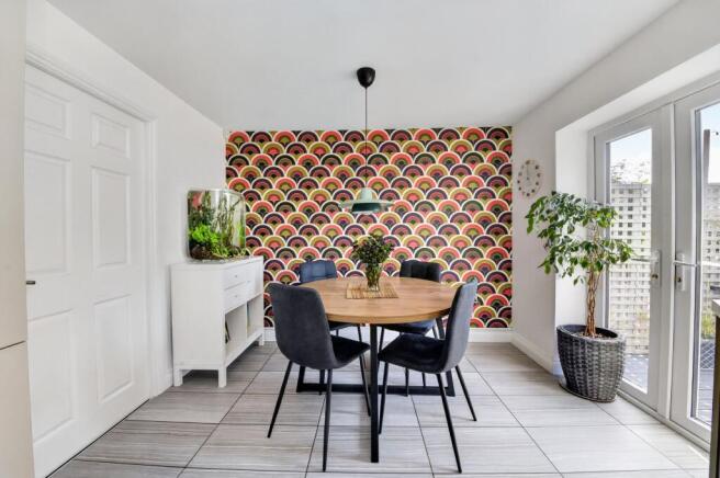 4 bed Terraced for sale Image 10