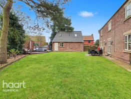 9, Saxon Meadows, Dereham NR20 4UX