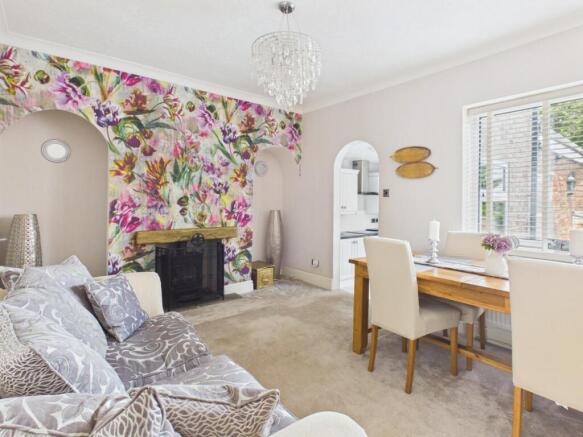 3 bed Terraced for sale Image 4
