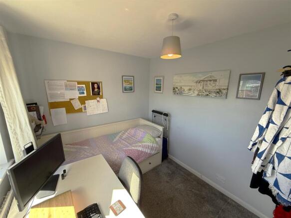 Bedroom 4.JPG