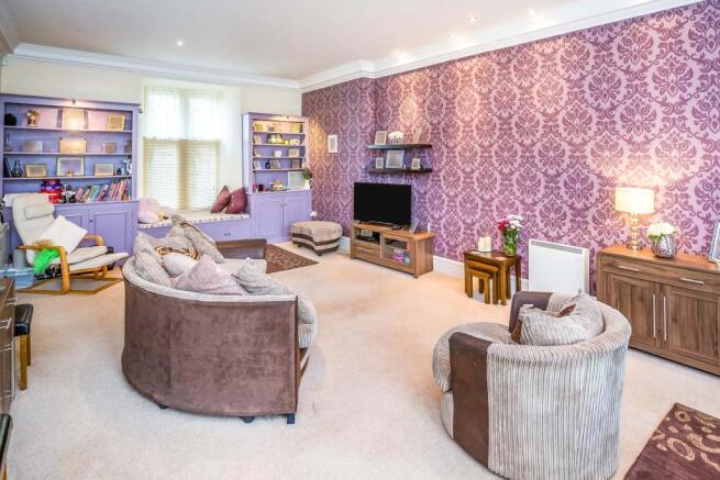 Kitchen/Lounge/Dinin