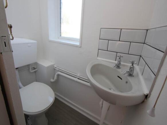 Cloakroom WC (ground