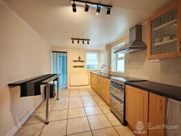 28, Peacock Street, Gravesend DA12 1EF