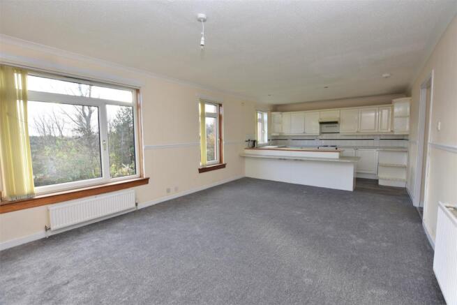 Lounge / Kitchen