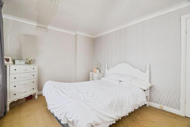 3 bed Semi-Detached for sale Image 11