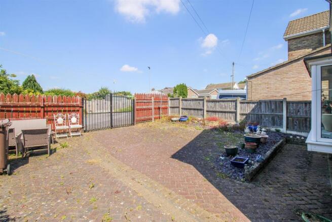3 bed Detached for sale Image 12