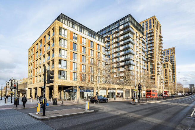 1400920-1-696a62e...