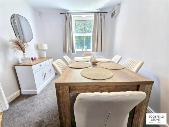 Dining Room/Bedroom