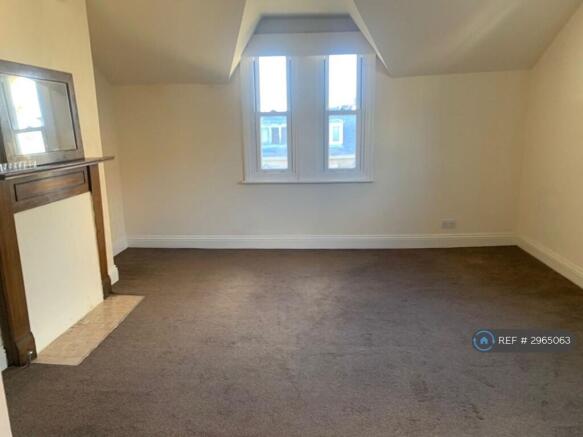 1 bed Flat to rent Image 6