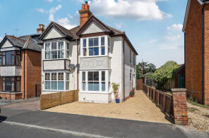 252, Gordon Avenue, Camberley GU15 2NU