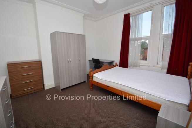 6 bed End of Terrace to rent Image 7