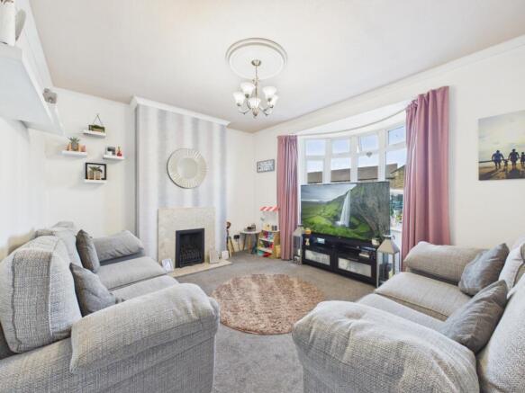 2 bed Semi-Detached for sale Image 5