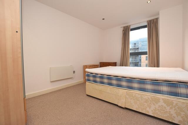 1 bed Apartment to rent Image 5