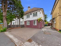 56, Viola Avenue, Staines-upon-thames TW19 7SB
